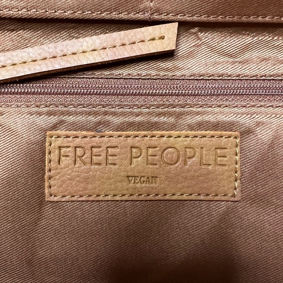 NWT Free People Distressed Vegan Zip Around Wallet in Brown - Picture 6 of 10